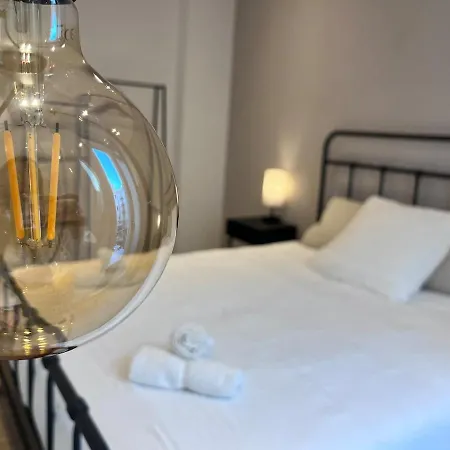 Rf101- Magnifique 3 Pieces Centre Apartment