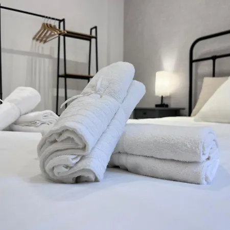 Rf101- Magnifique 3 Pieces Centre Apartment *