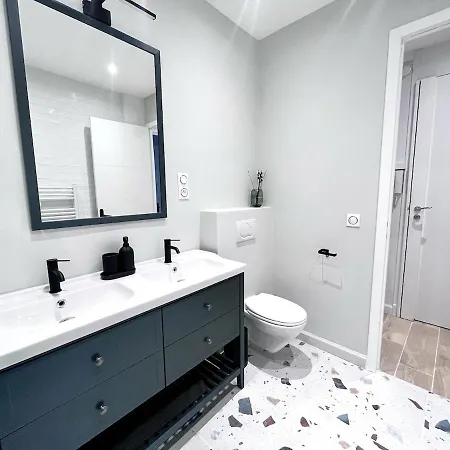 Rf101- Magnifique 3 Pieces Centre * Nice