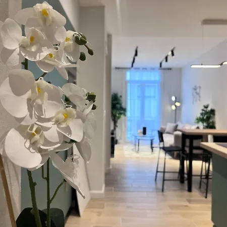 Apartment Rf101- Magnifique 3 Pieces Centre