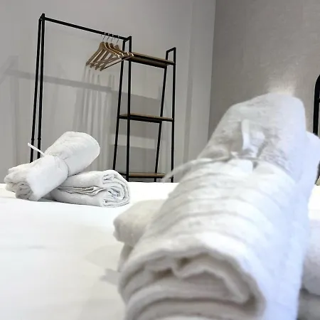 Rf101- Magnifique 3 Pieces Centre *