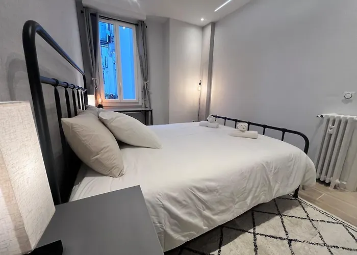 Rf101- Magnifique 3 Pieces Centre *