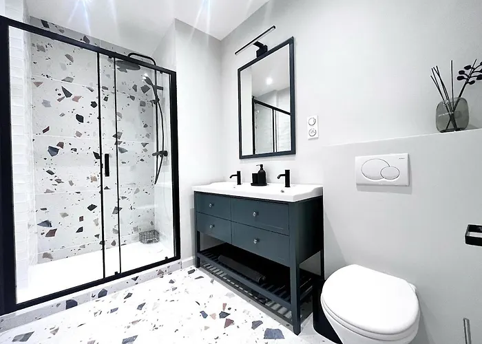 Apartment Rf101- Magnifique 3 Pieces Centre