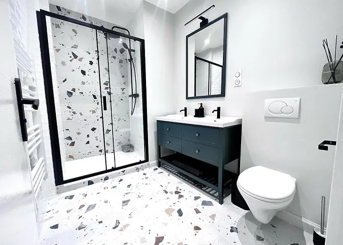 Rf101- Magnifique 3 Pieces Centre Nizza