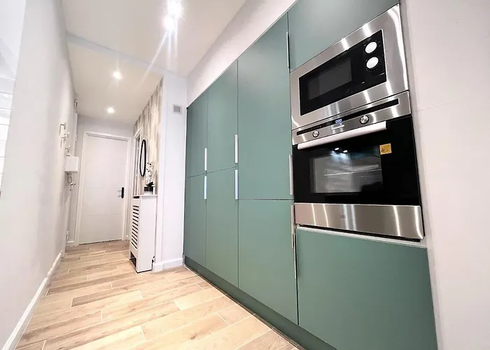 Rf101- Magnifique 3 Pieces Centre Apartment *